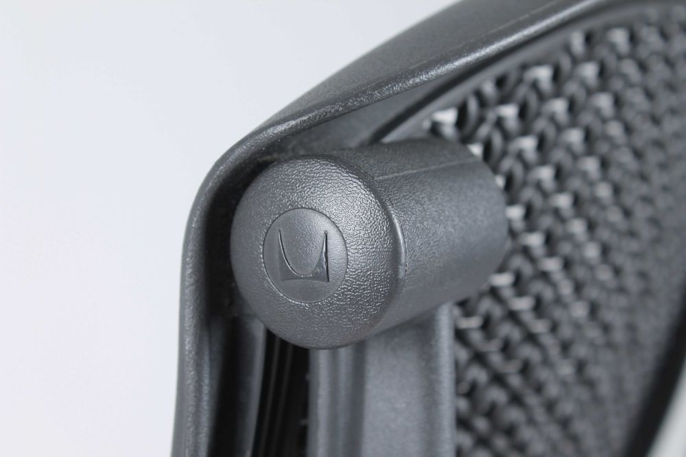 Cadeira Herman Miller modelo CELLE