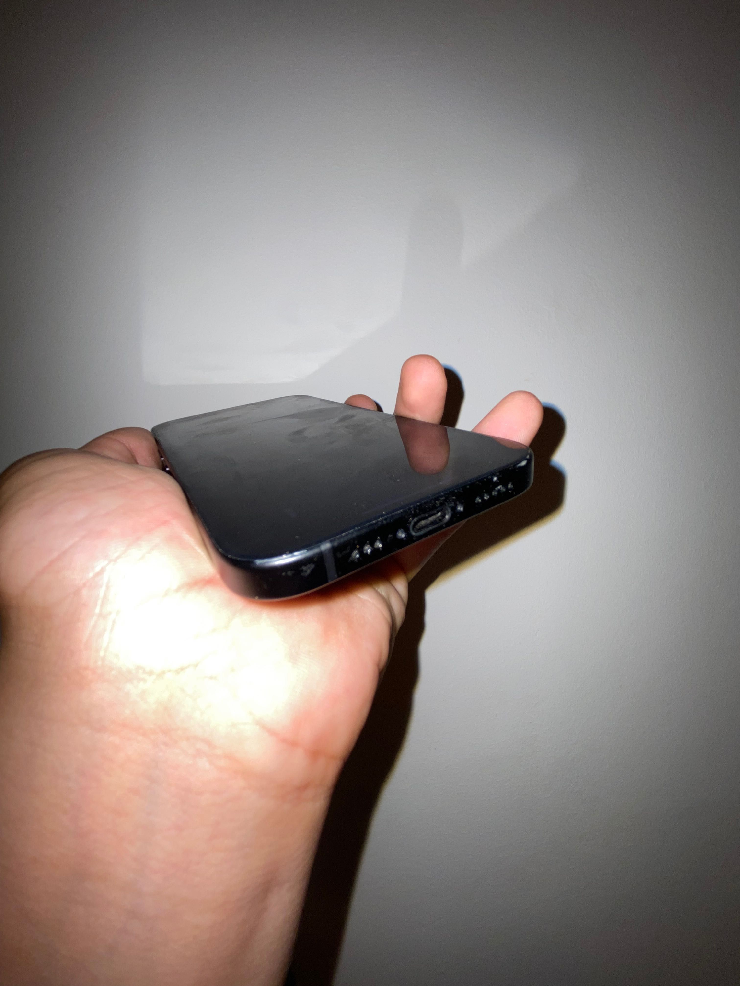 Sprzedam IPhone 15