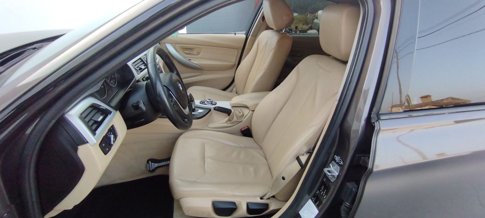 BMW 320d F30 2013