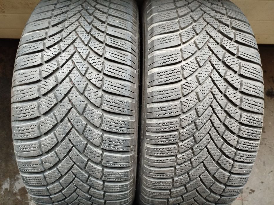 Opony zimowe Bridgestone 215/50R17