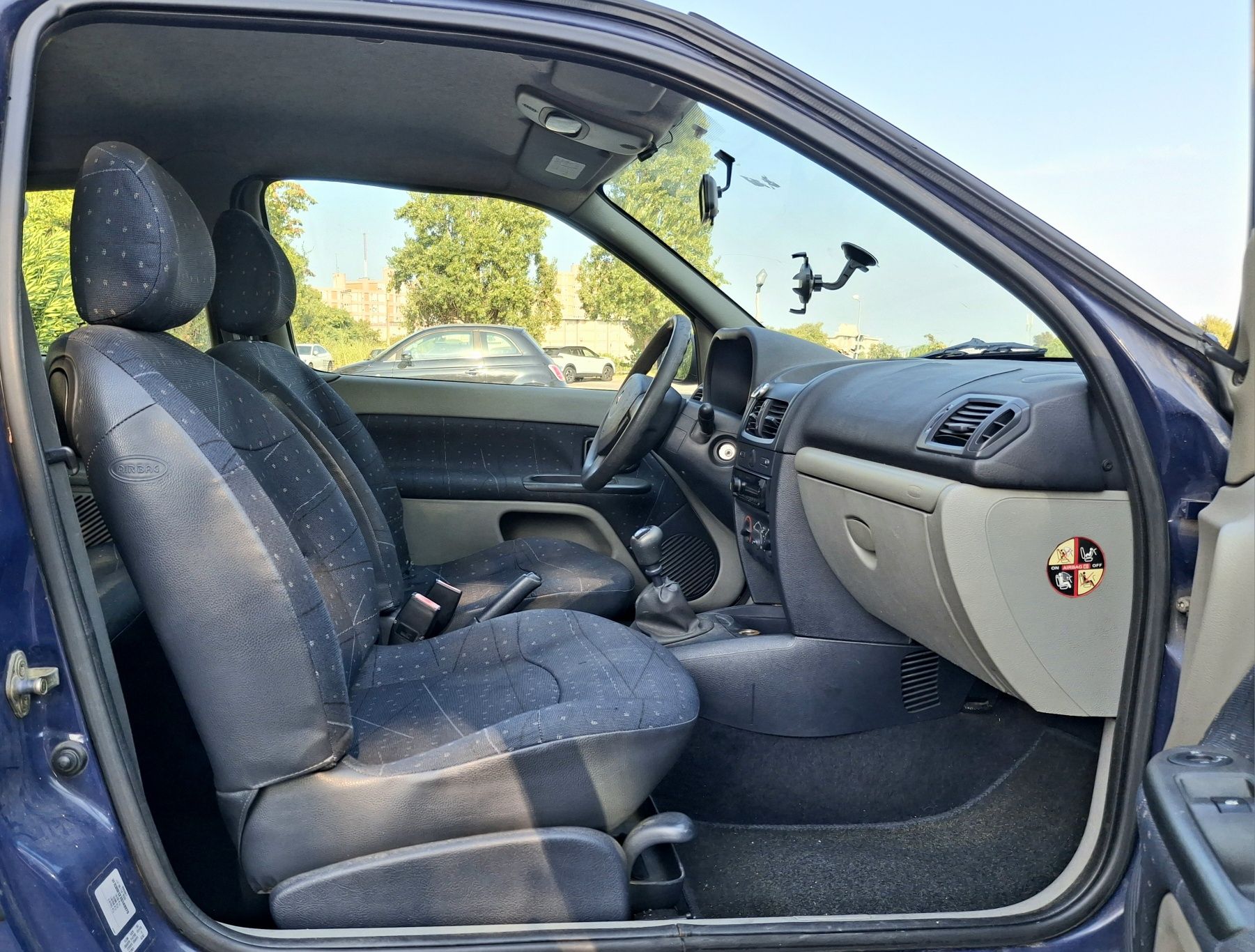Renault Clio 1.2i 16v com GPL 5Lug