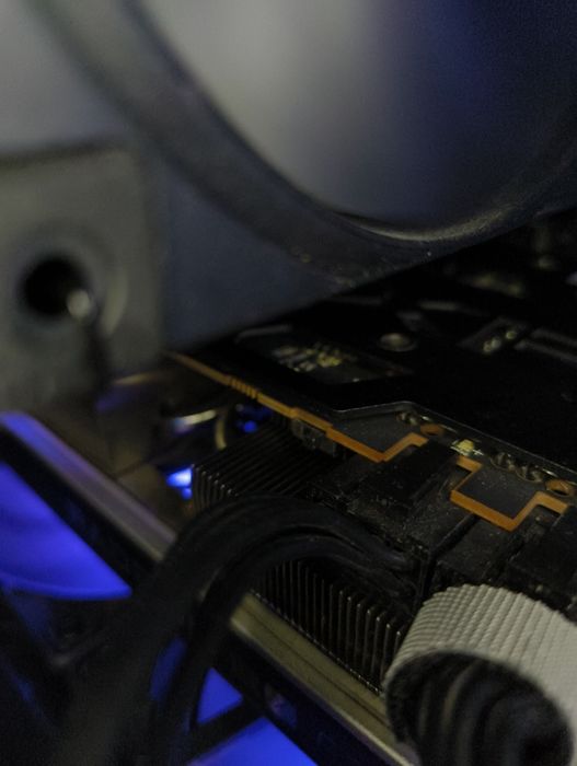 AMD Radeon Rx 6700xt xfx speedster qick 319