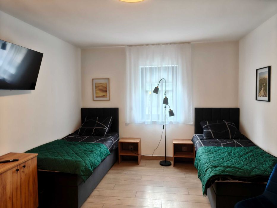 Pokój dwuosobowy 25m² z łazienką w nowym domu w Pruszkowie