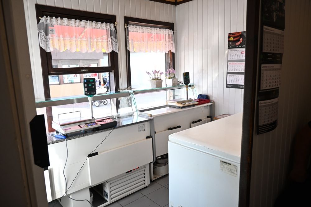 Sprzedam kiosk handlowy