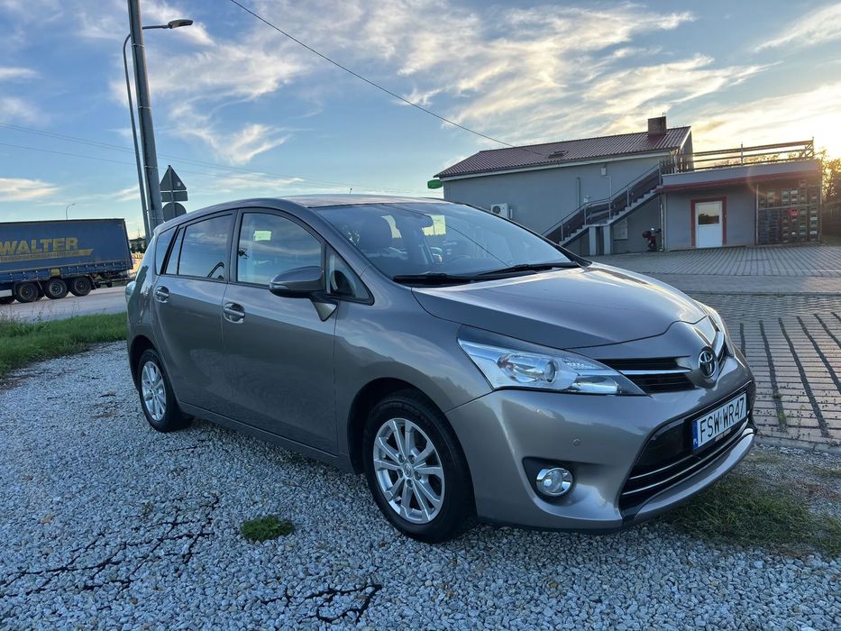 Toyota Verso /Zarejestrowana / Panorama / Navi / Grzane Fotele / Klimatronik