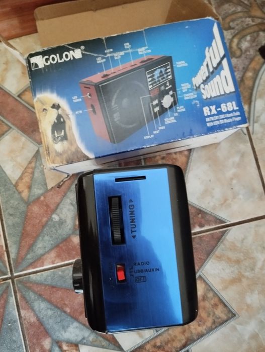 Магнітола з usb магнітофон Радіоприймач компактний на батарейках радіо