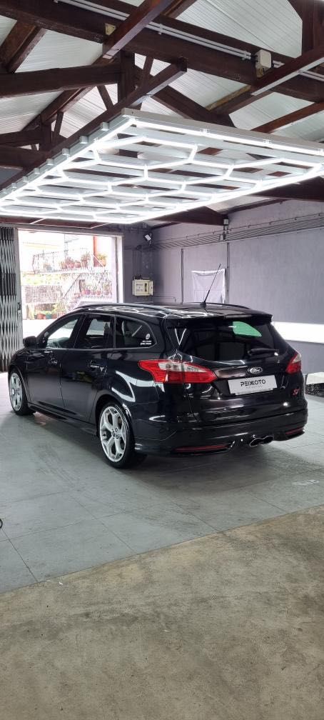 Ford Focus ST 250cv