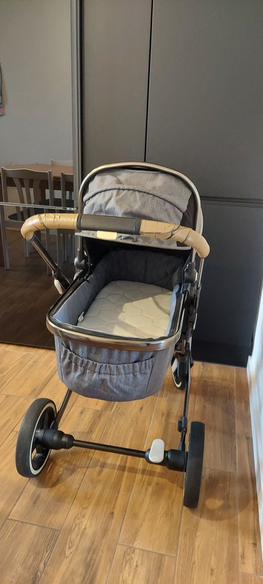 Wózek głęboki plus spacerówka