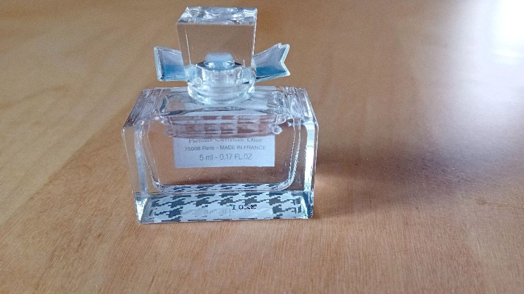 Damska woda toaletowa Blooming Bouquet Miss Dior miniaturka 5 ml