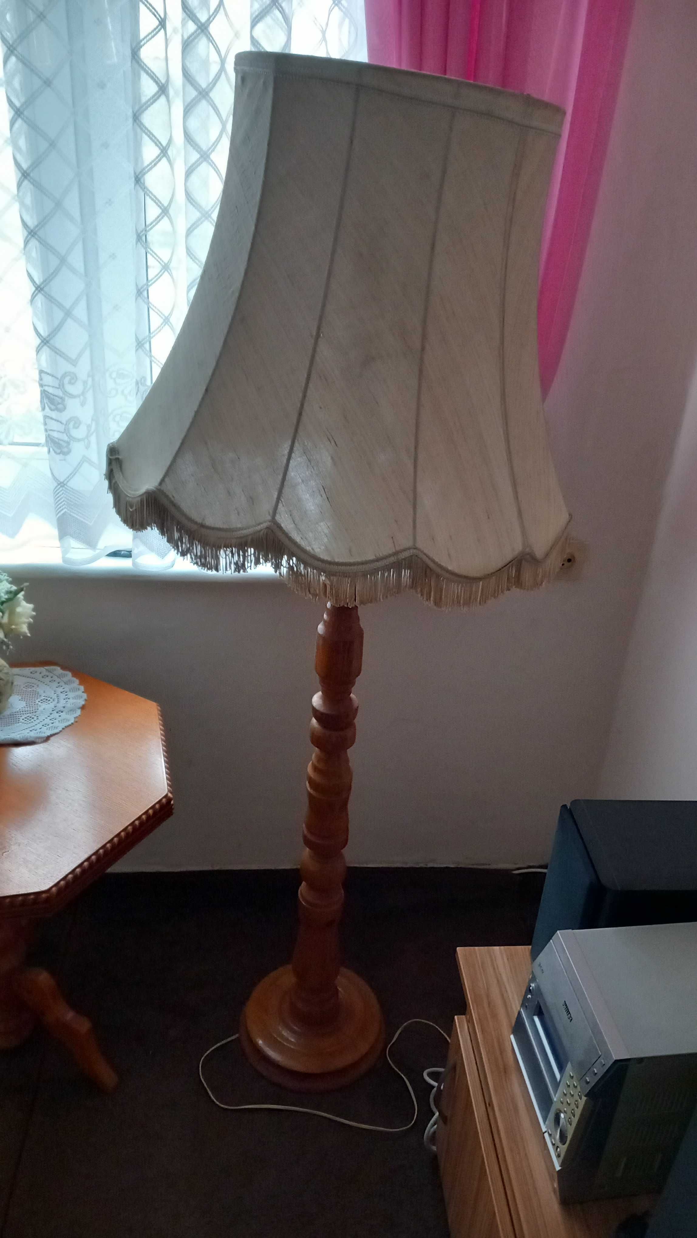 Lampa vintage,PRL drewniane-stojące,wiszące.