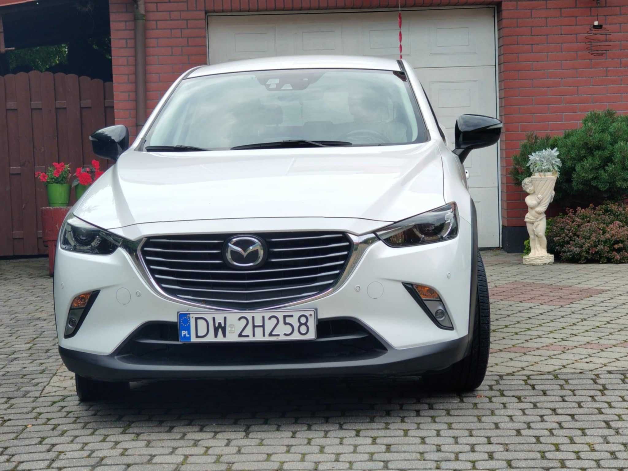 MAZDA CX-3, rok 2016,automat ,4x4 ,biała perła,hak,skóry białe.