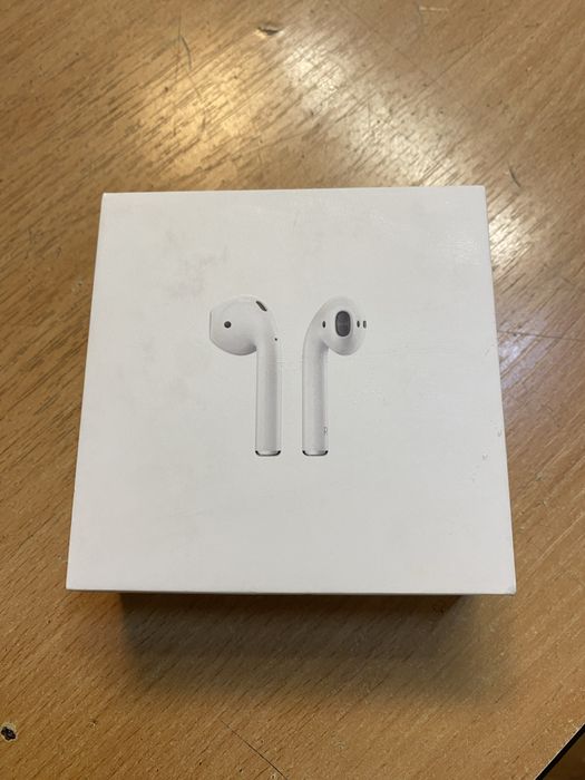 Кейс Airpods