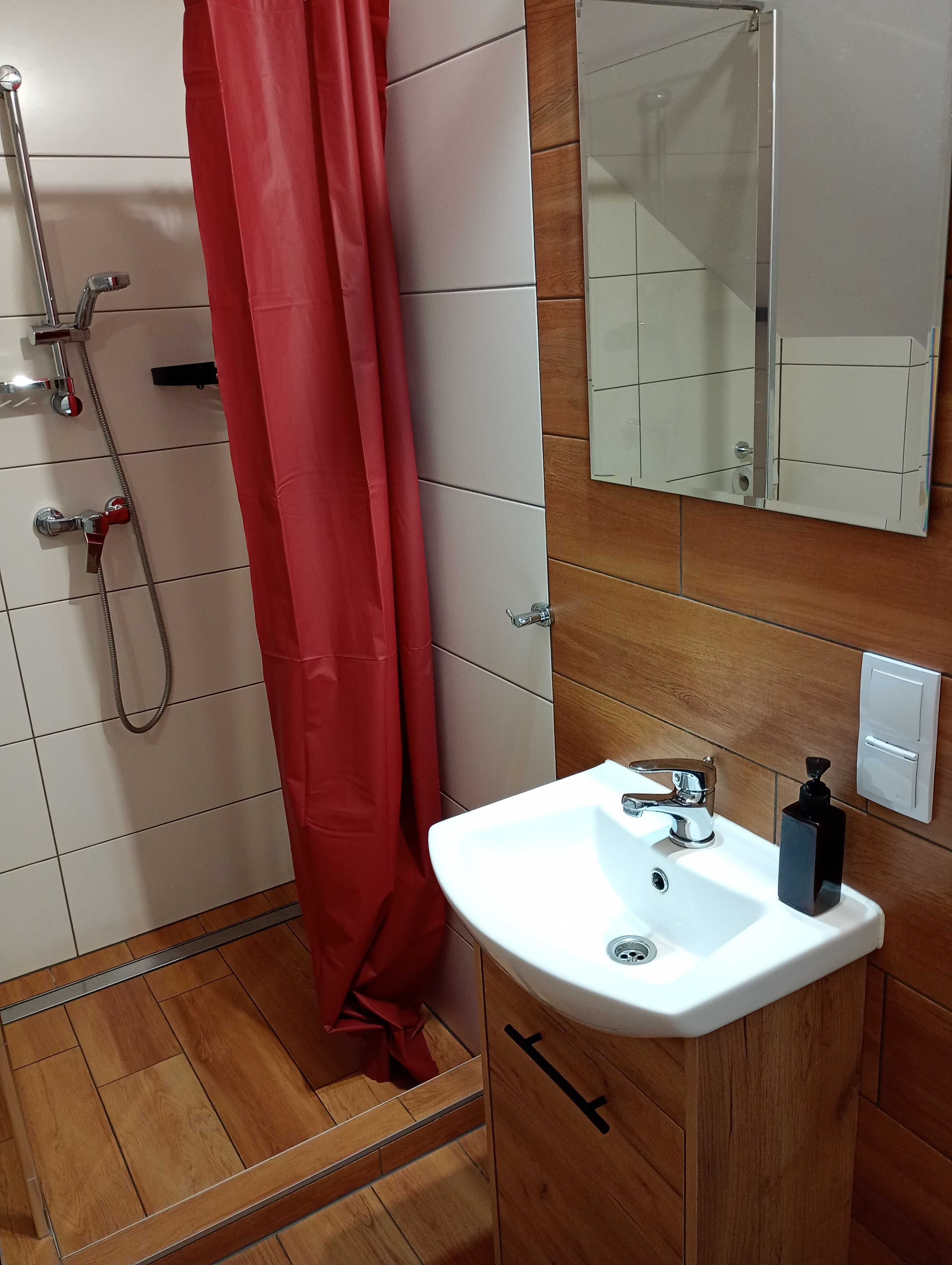 noclegi kwatery pracownicze pokoje z łazienkami FA VAT SKLEP 50m
