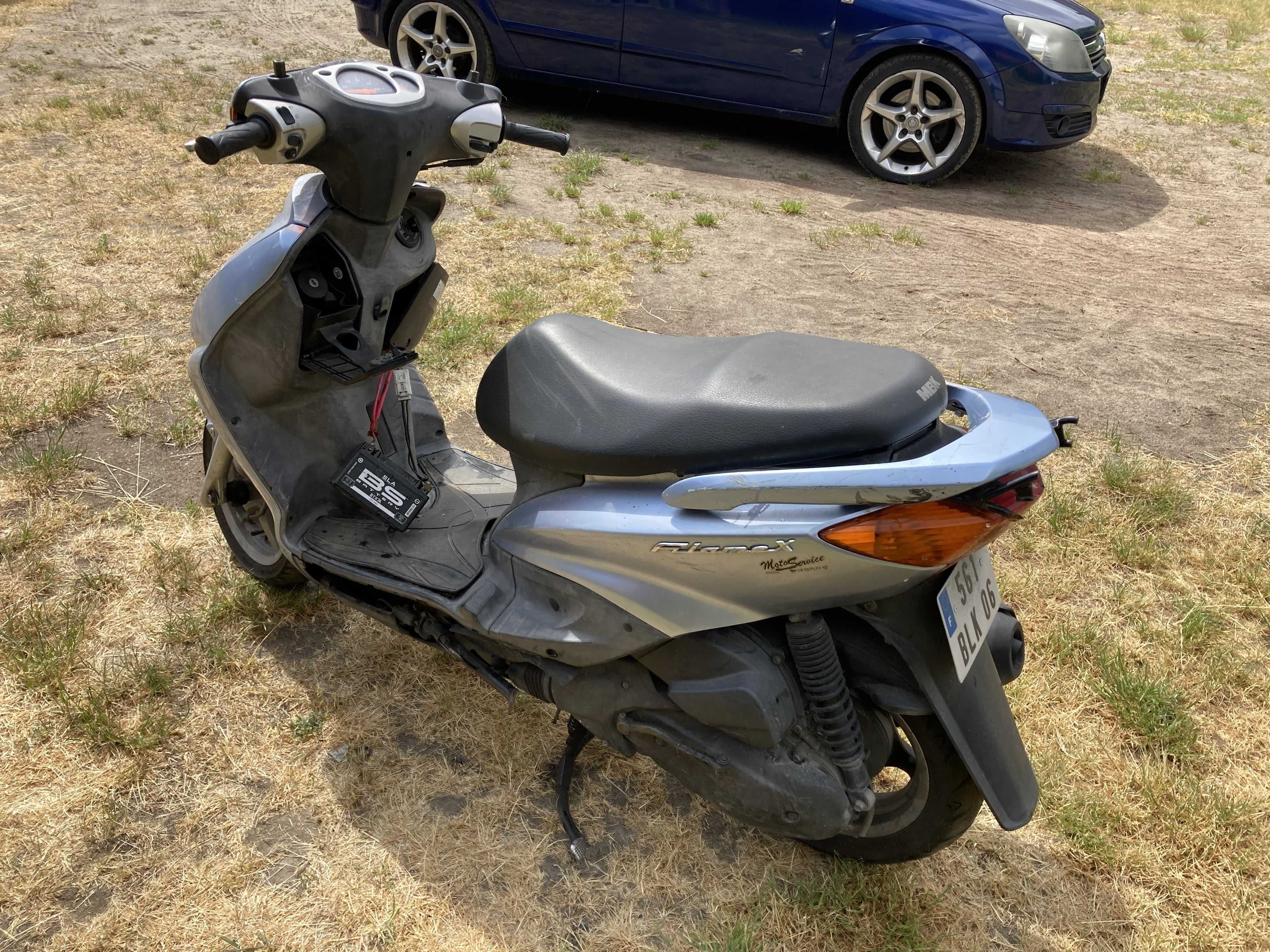 Yamaha Cygnus x 125 04- czasza osłony silnik kokpit linka części flame