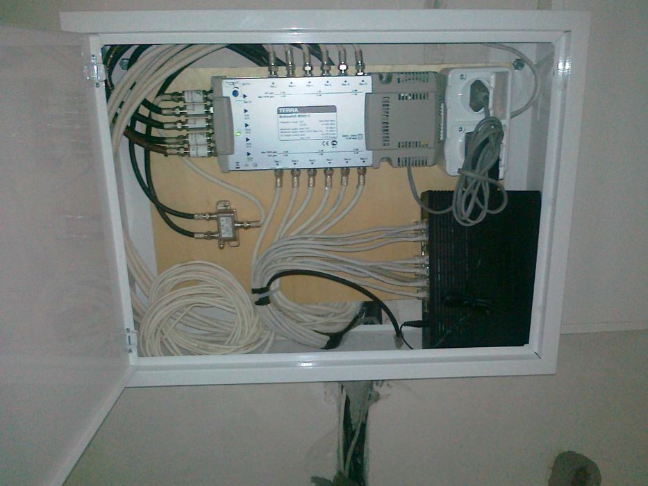 Serwis Montaż anten satelitarnych DVB-T Canal+ Polsat LTE  Unisław