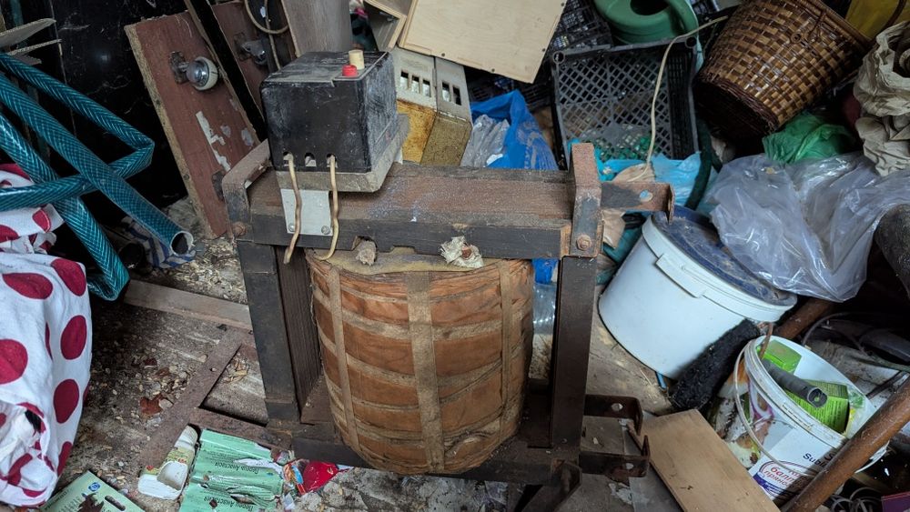 Трансформатор СССР  35-45 кг. весит