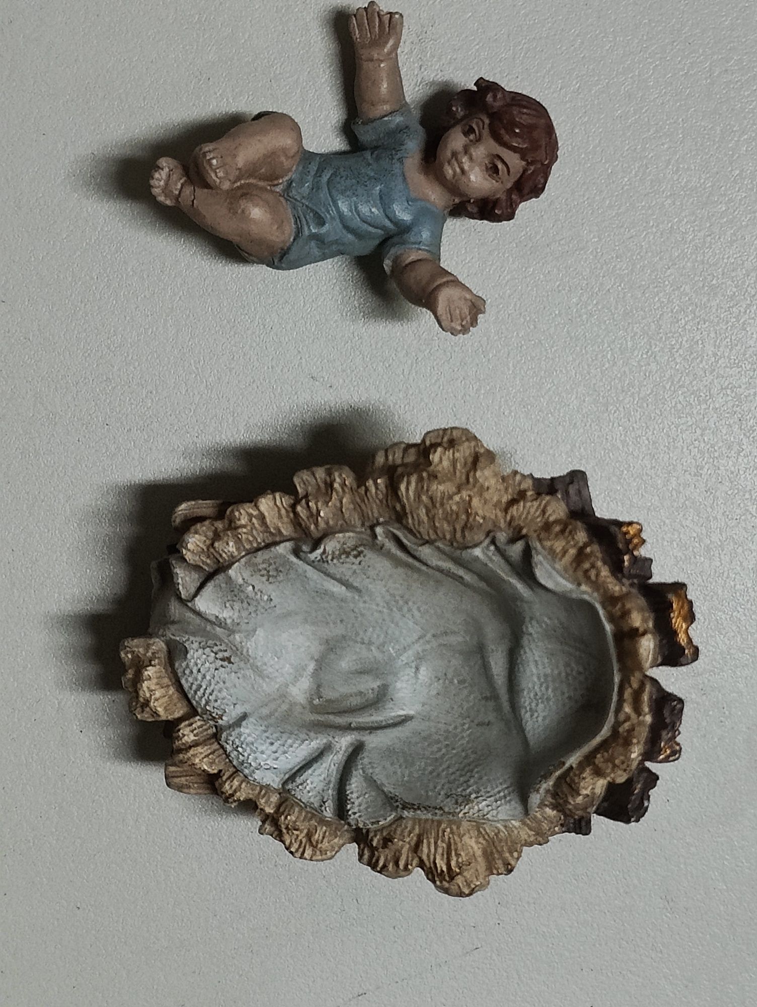 Conjunto de peças de presépio antigo