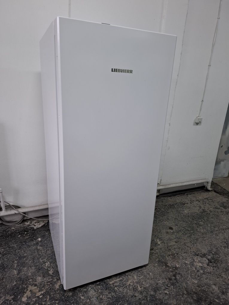 Морозильна камера Liebherr GNP 3255 235 л