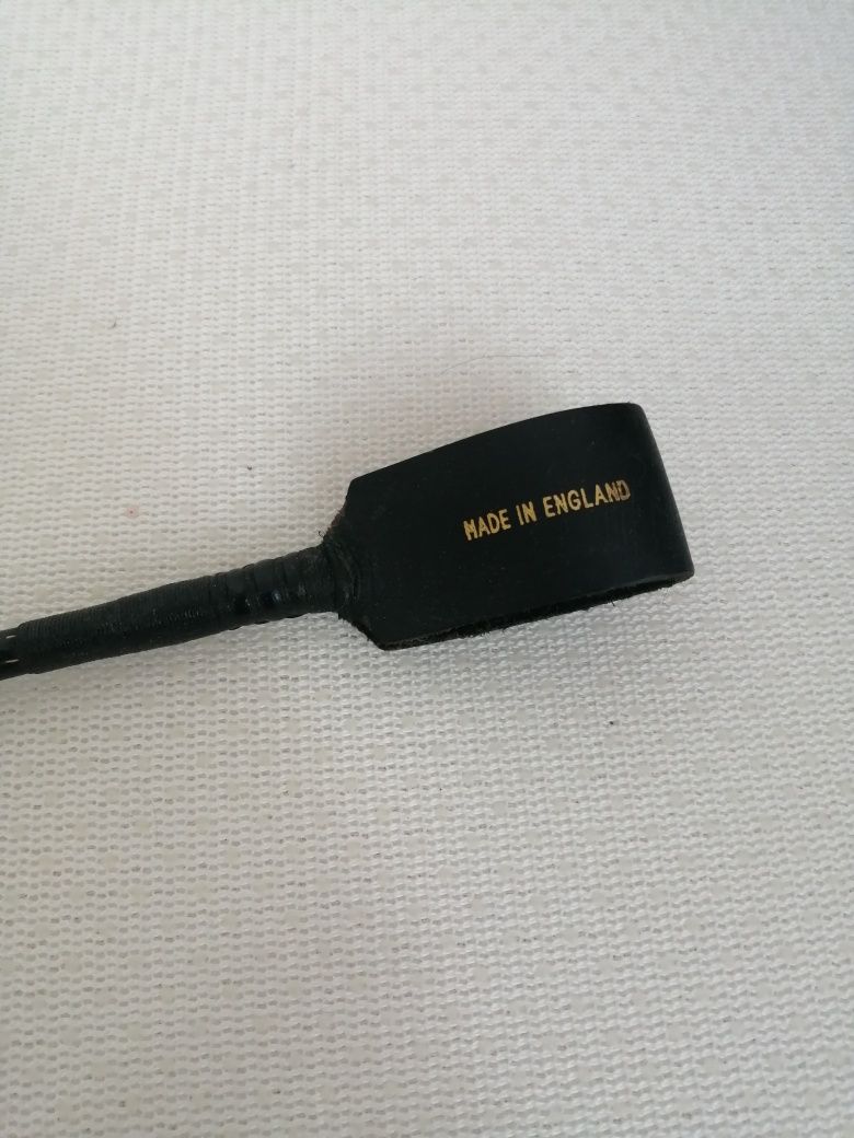 Toque e stick de equitação
