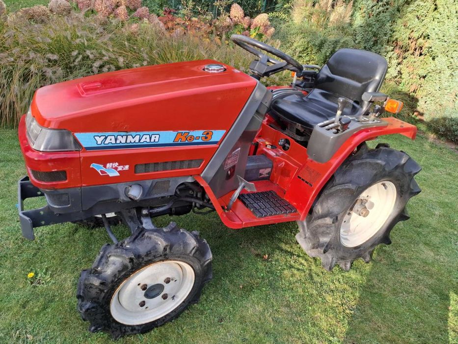 Yanmar KE-3 mini traktorek