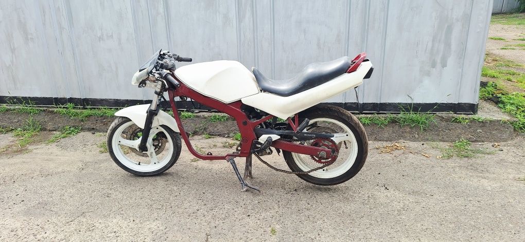 Мотоцикол  сузукі GS 500