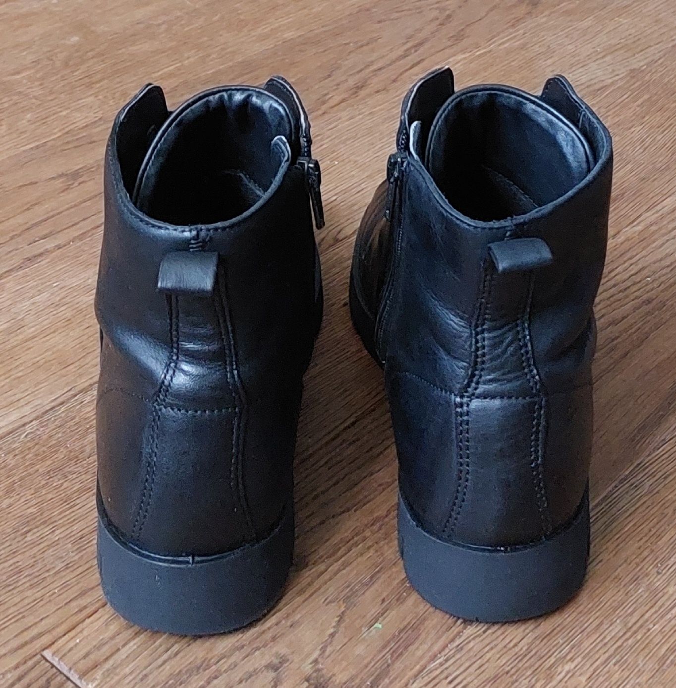 Ecco Bella демисезонные ботинки ориг.р.39(25,5см)