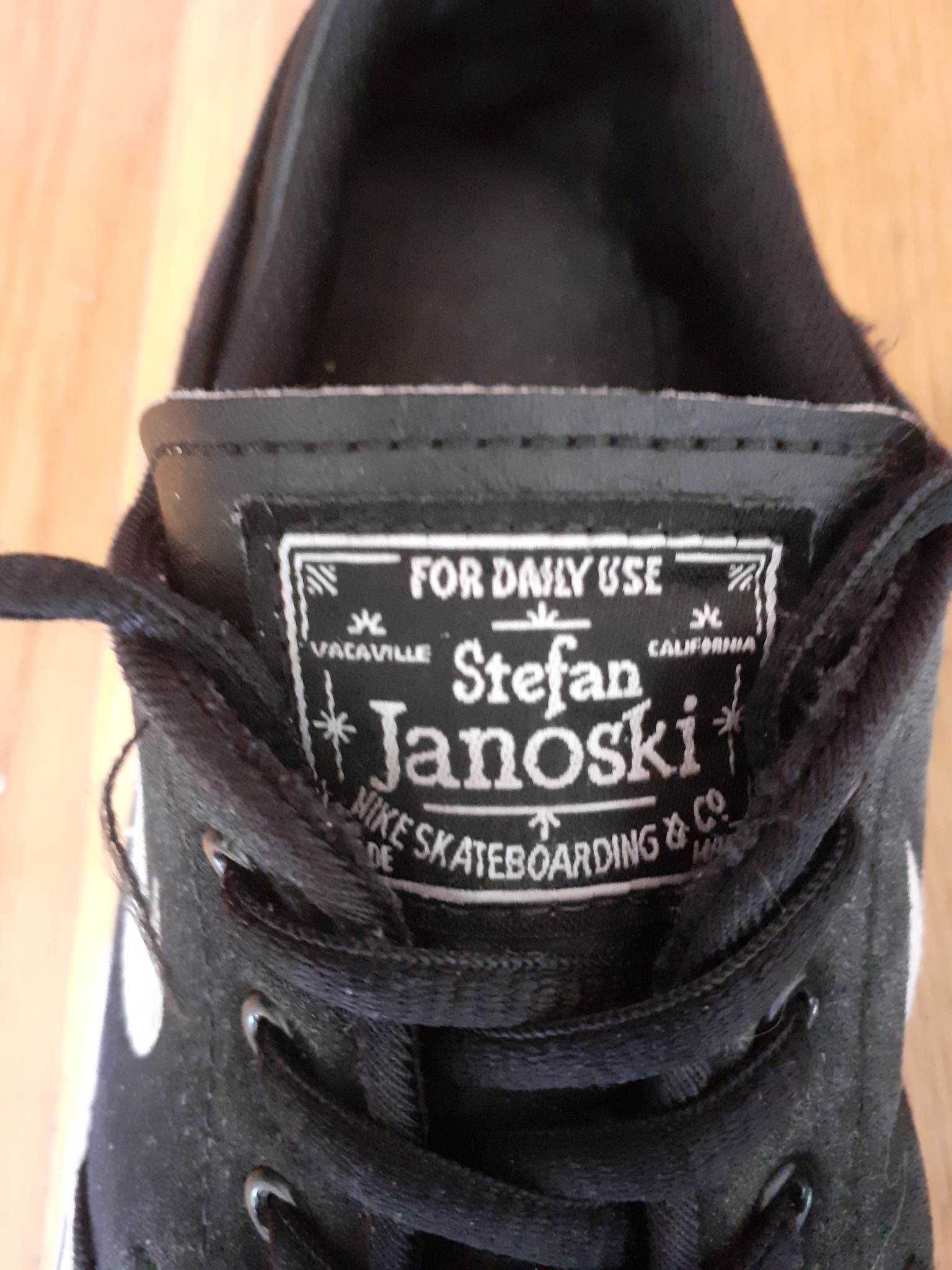 Buty NIKE SB Stefan Janoski Max rozmiar 36 wkładka 23 cm czarne deska