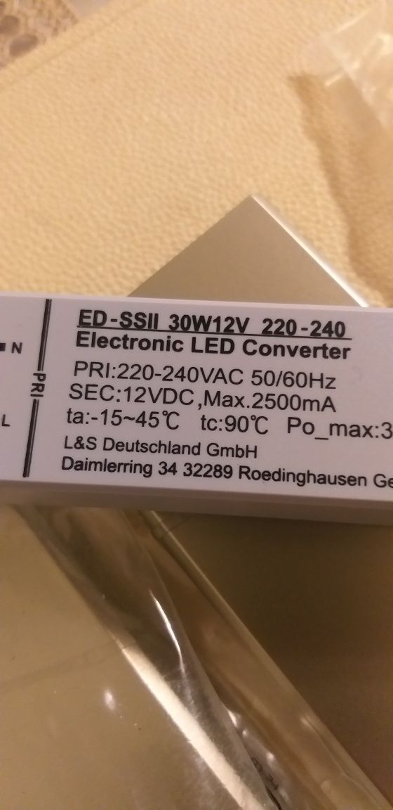 Podszawkowy komplet oświetlenia led dotyk