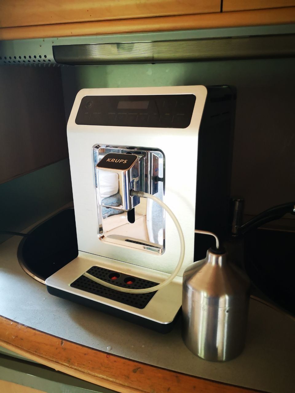 Máquina de Café KRUPS EA891110 Evidence (15 bar - 3 Níveis de Moagem)