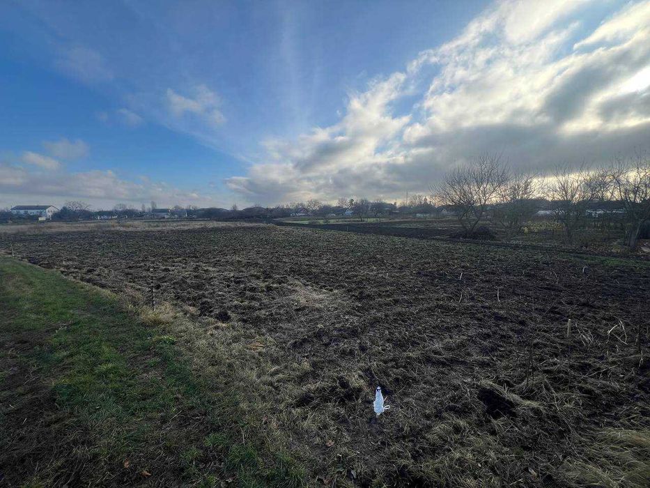 Земельна Ділянка в с.Личанка 13,4 соток Під Будівництво