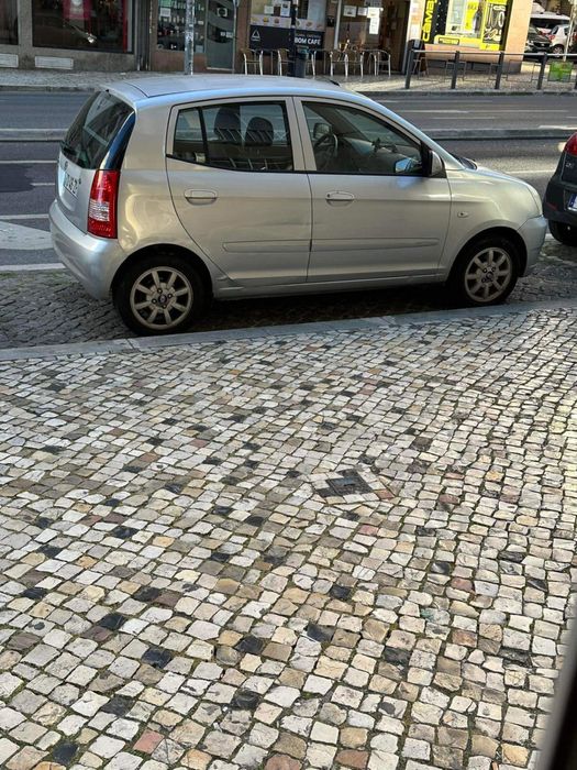 Kia Picanto 1.1 EX 2004 – Económico e Fiável