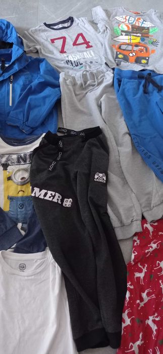 Ubrania, kurtki chłopięce rozm. 122/128cm.