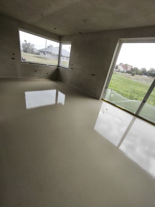 Wylewka anhydrytowa, płynny styropian, pianobeton, styrobeton, tynki