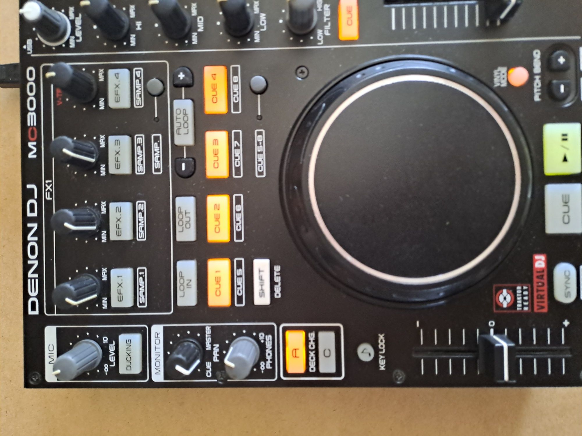 Kontroler DJ Denon MC3000