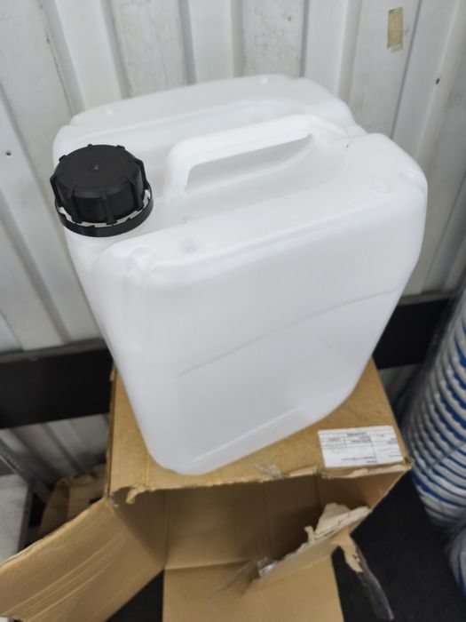Kanister 20l nowy pojemnik na wodę, chemię