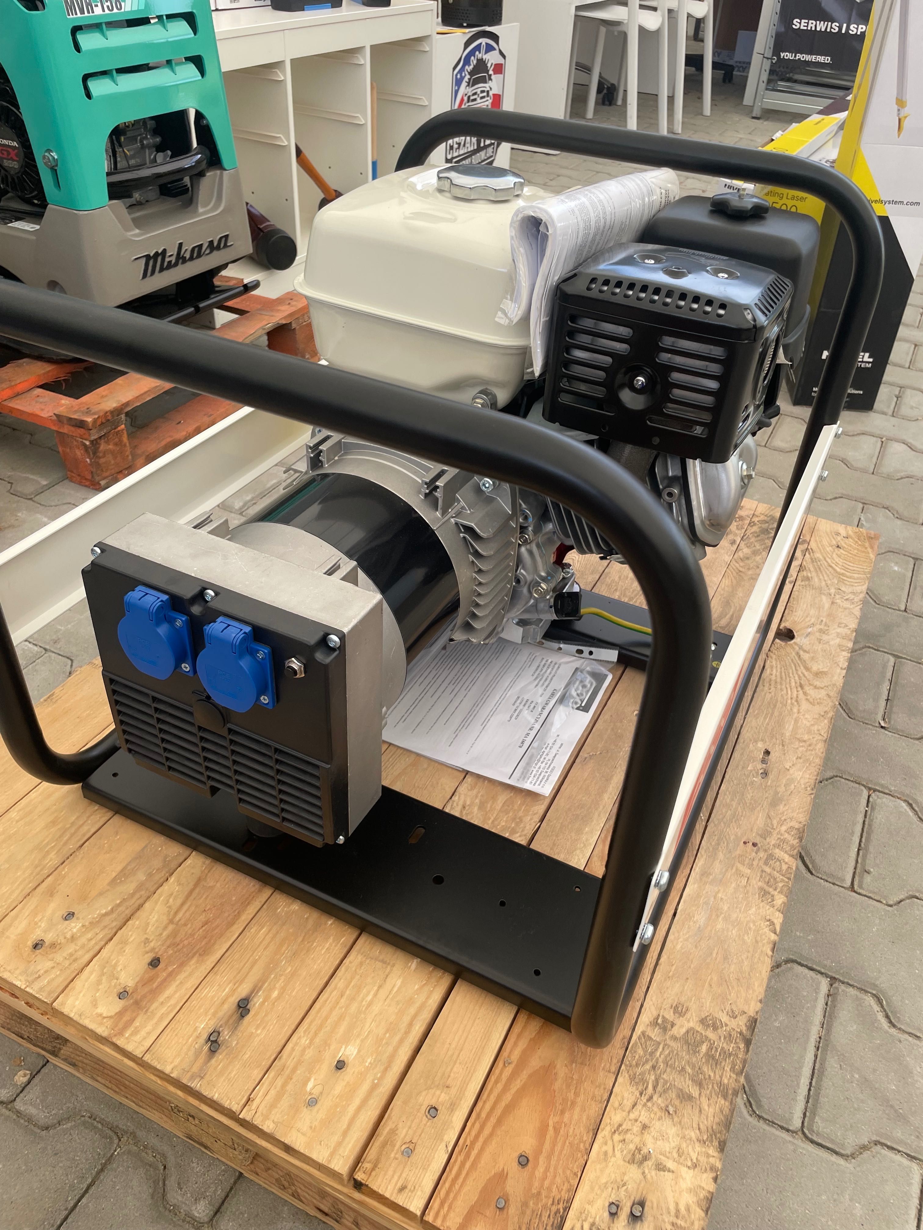 Agregat prądotwórczy Fogo FH 5001 R, AVR 4,2 KW Honda ,nowy, fv