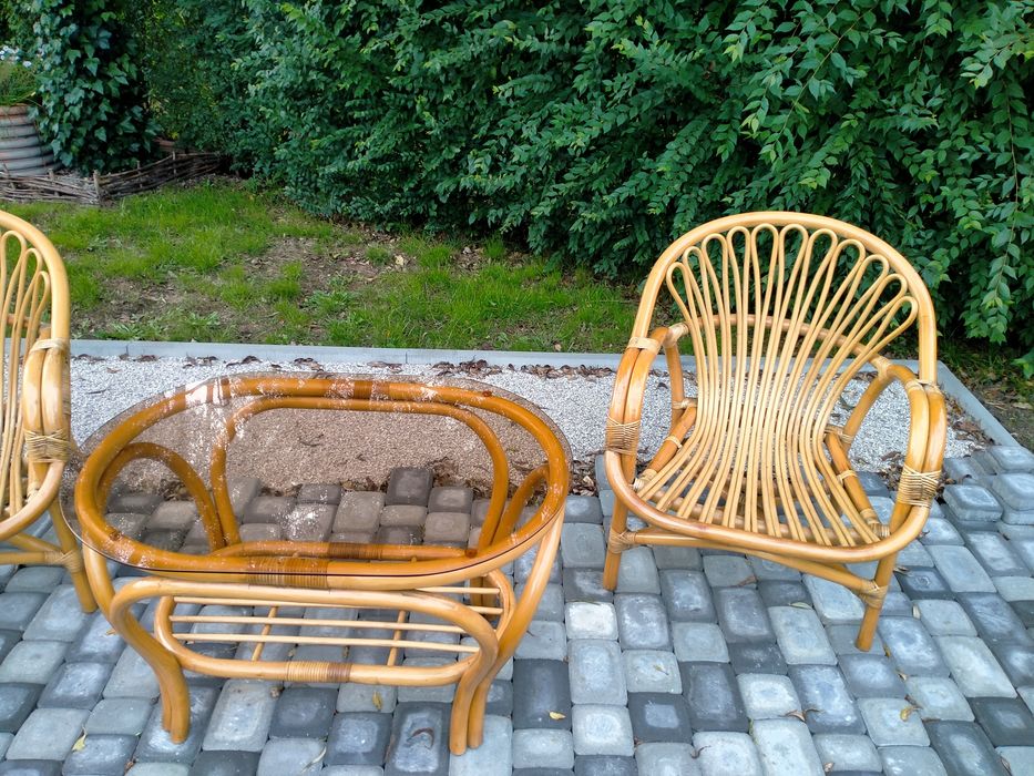 Komplet mebli rattanowych.