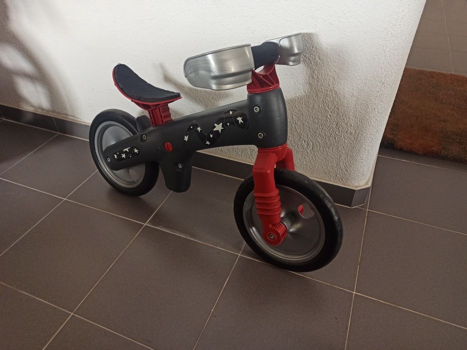 Bicicleta/mota para crianças