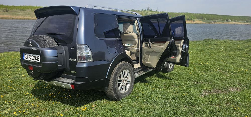 Продам Митсубиси педжеро вагон 4