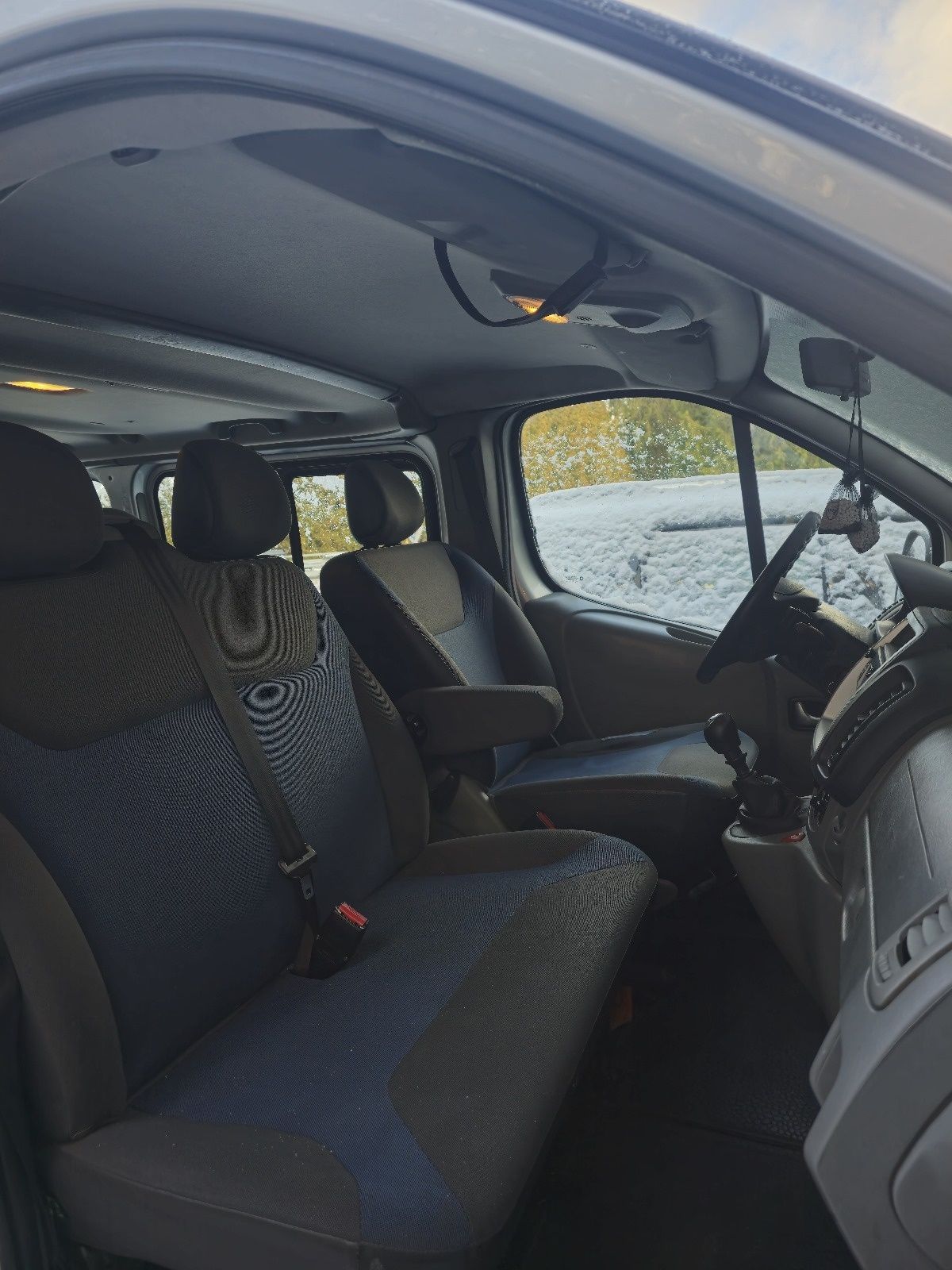 Renault Trafic 9 osobowy