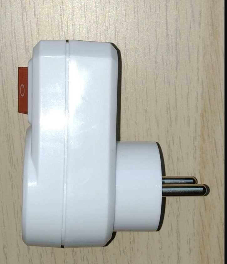 Wtyczka / gniazdo elektryczne z włącznikiem