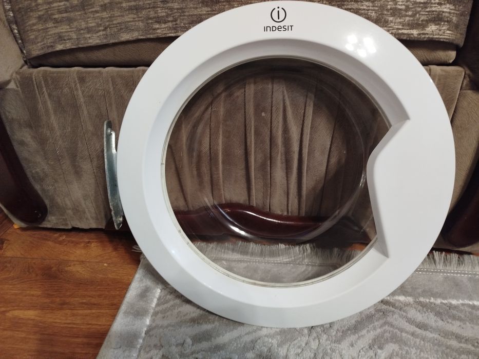 Люк двері до пральної машини indesit iwsd 6105