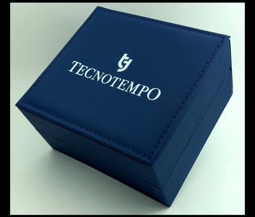 Relógio tecnotempo novo.