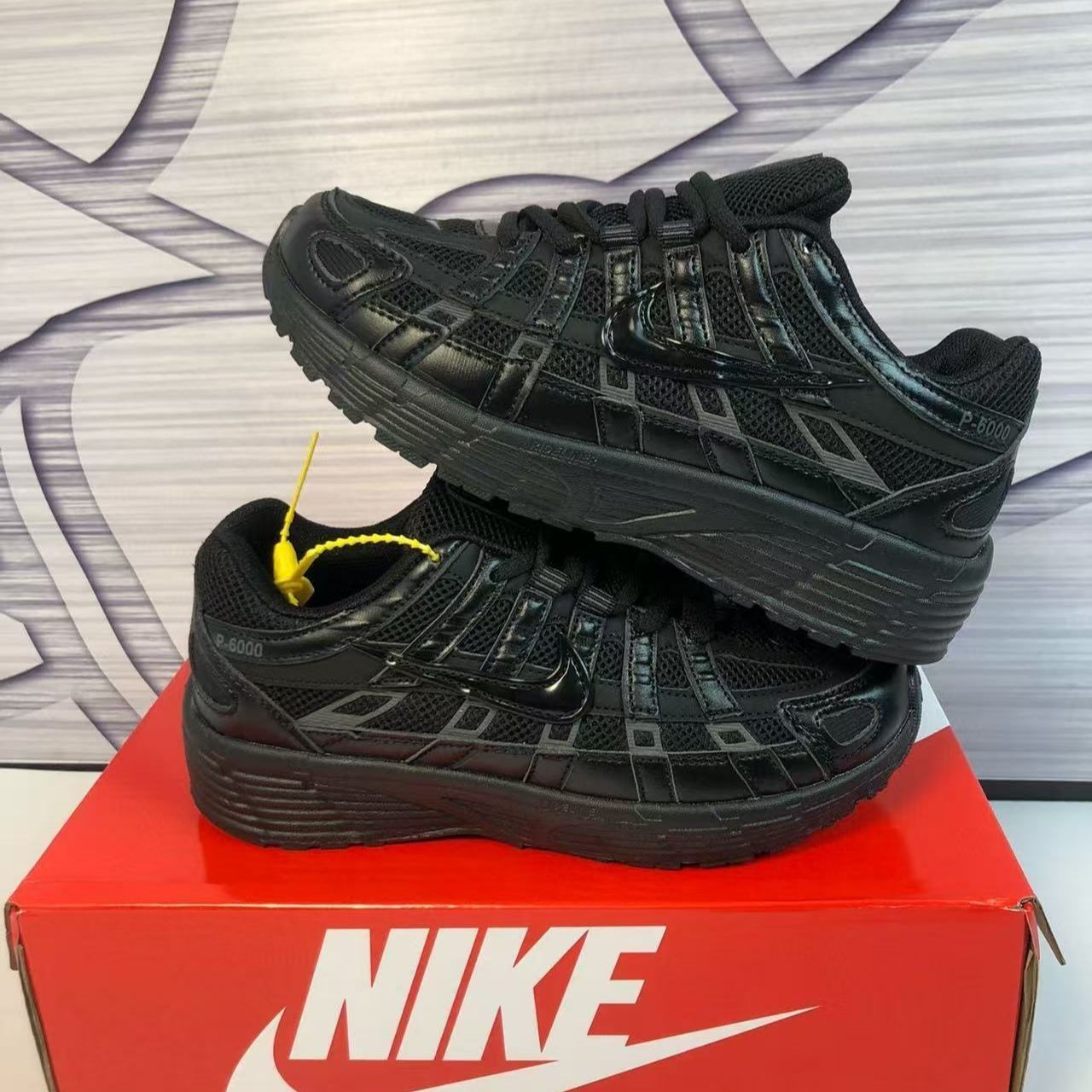 Кросівки nike p-6000