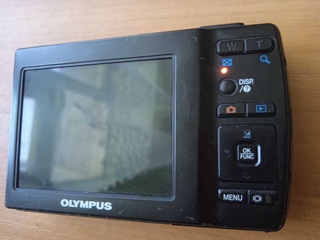Фотоапарат Olympus X-21