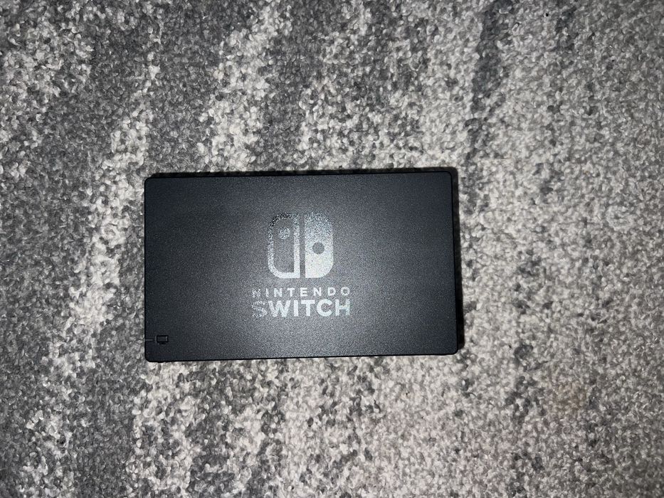 Nintendo Switch + gra + akcesoria Stan Idealny