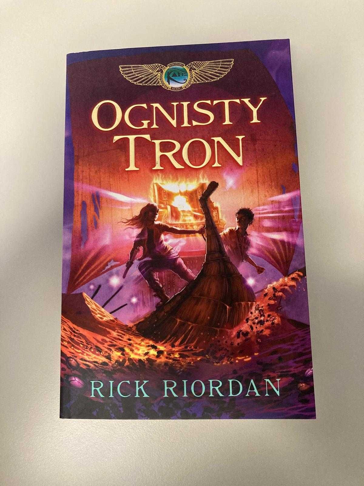 Ognisty Tron Rick Riordan