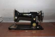 Máquina de costura Oliva