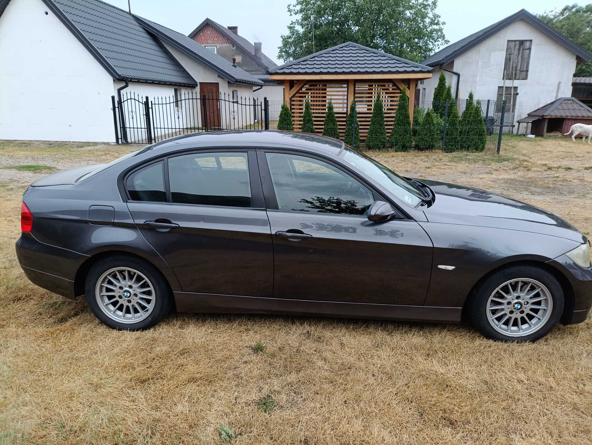 BMW e90 2.0d 2005r