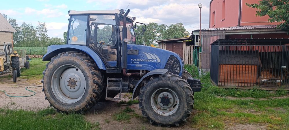 Ciągnik Rolniczy Farmtrac 7110